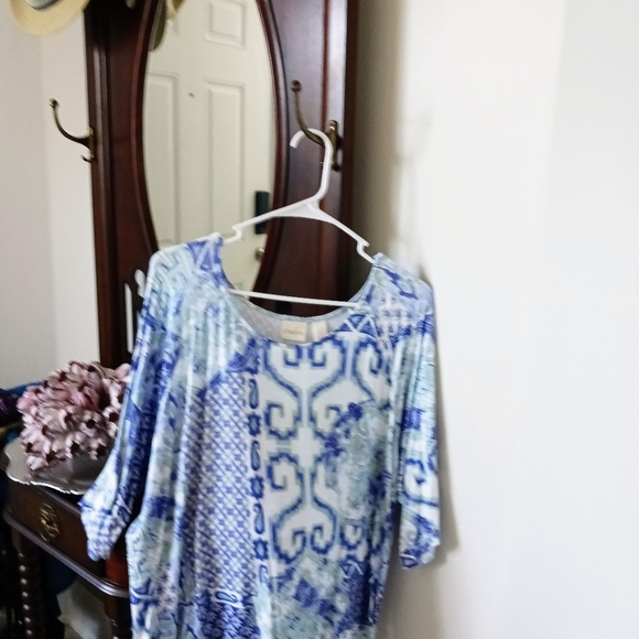 Chico's Border Print Top - Picture 4 of 4